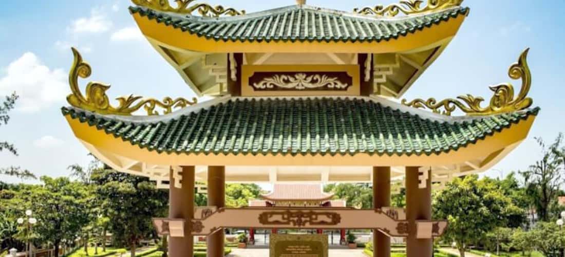 Kiến trúc tại khu di tích lăng mộ Nguyễn Đình Chiểu
