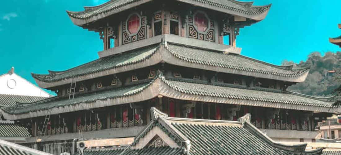 巴庙的布局为“国”字形