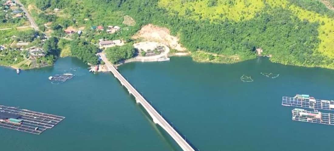 "Biển xanh trong lòng núi" của Tây Bắc là điểm hẹn hấp dẫn với những ai yêu thích cảnh sắc thiên nhiên nguyên sơ, bình yên.