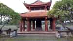 Dinh Tien Hoang 왕의 사원