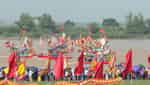 リュックダウ川の軍事祭典