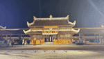 Thach Han River Memorial Temple - Lantern release station