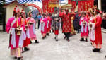 ディアン神の寺院で行われるキーエン祭り