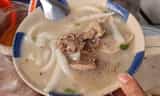 Món Bánh Canh Bột Xắt Vịt Xiêm: Nét Tinh Tế Từ Sợi Bột Thủ Công Khéo Léo