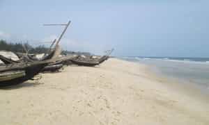 Quang Tri는 관광으로 유명한 땅은 아니지만, 이 땅에는 특별한 목적지가 있습니다. Trieu Lang Beach는 그러한 특별한 목적지 중 하나입니다.