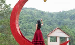 Khu du lịch sinh thái Hoa Sơn Điền Trang mang đến một loạt các background “sống ảo” tuyệt đẹp cho du khách
