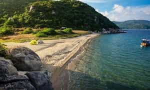 Hòn Lớn với vẻ đẹp hoang dã