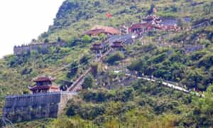 Quãng đường đến chùa Phật Tích dễ dàng.