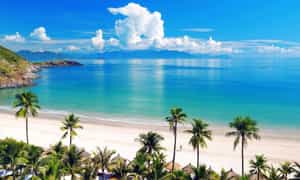 Với vẻ đẹp độc đáo riêng biệt của mình, Nhũ Tiên là một trong những địa điểm du lịch Nha Trang rất đáng để bạn ghé đến một lần trong đời.