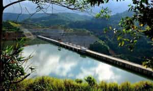 Không chỉ đơn thuần là một hồ nước đẹp mà hồ Trúc Đắk Nông còn là điểm dừng chân thú vị đã được quy hoạch thành khu du lịch sinh thái hấp dẫn mang đến cho du khách cơ hội trải nghiệm nhiều hoạt động thú vị khi ghé thăm.