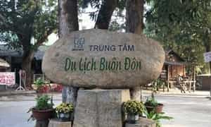 Trung tâm du lịch Buôn Đôn