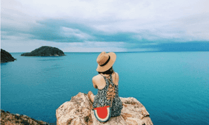 Bãi Dài Vân Đồn với cảnh đẹp nên thơ