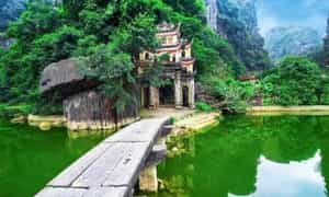 10 điều bí ẩn về suối Cá Thần