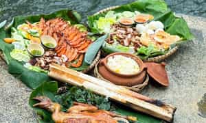Đừng quên, chụp ảnh check in để lưu giữ lại những khoảnh khắc của thanh xuân khi chinh được một địa điểm tựa chốn bồng lai.
