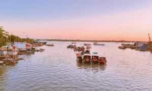 Hoàng hôn tại chợ nổi Cái Bè