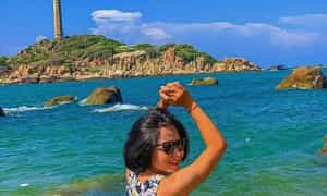 Hải đăng Kê Gà trở thành background hoàn hảo để bạn tha hồ thả dáng "sống ảo"