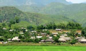 Khung cảnh yên bình tại bản Vàng Pheo.