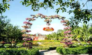 Vườn hoa làng du lịch Mỹ Khánh