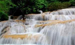 Địa điểm này sở hữu cảnh đẹp thu hút nên được khá nhiều người lựa chọn làm nơi chụp ảnh cưới, ảnh dã ngoại.