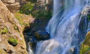 Siu Puong Waterfall 也被称为 Da Floor Waterfall