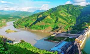 Hồ Tiền Phong - vẻ đẹp hoang sơ của núi rừng Tây Bắc