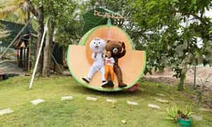 Bên cạnh các dịch vụ nghỉ dưỡng tại Bến Tre, khu du lịch Phú An Khang cũng đem đến cho mọi người những khoảnh khắc vui vẻ với nhiều hoạt động giải trí, trải nghiệm mang đậm nét văn hóa miền sông nước