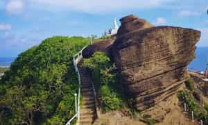 草猫山是近期吸引众多游客的打卡旅游目的地之一。