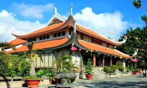 Góc yên bình tại Chùa Đức La
