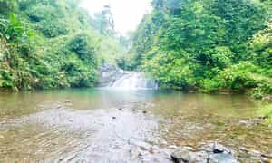 Ao Suoi Tien是Phu Tho的著名旅游胜地。
