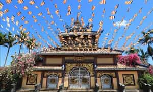 最近,Buu Minh Pagoda已成为Gia Lai著名的精神旅游胜地之一。
