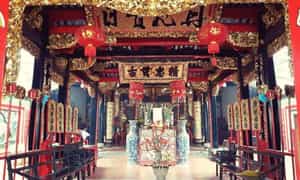 Chùa Ông Thất Phủ Miếu là một trong những công trình kiến trúc nổi bật của người Hoa trên mảnh đất Vĩnh Long.