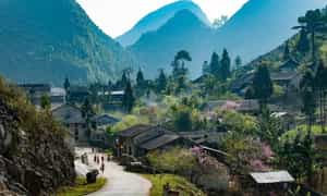 노스 웨스트 하이랜드로의 여정에서 자연 경관과 전통 문화를 탐험하는 애호가라면, Na Lan Village는 놓칠 수없는 매우 완벽한 선택입니다.