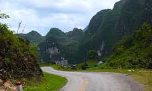 杜吉亚·哈吉安(Du Gia Ha Giang)是距离汉吉安格市(Ha Giang City)约70公里的日元明(Yen Minh)地区的公社。