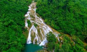 Ban Ba Waterfall位于Tuyen Quang Propince Chiem Hoa区的Phieng Khang山侧