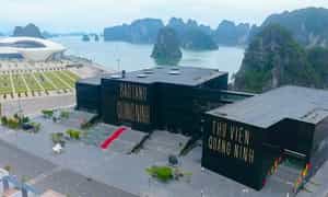 Công trình kiến trúc bảo tàng Quảng Ninh được chụp từ xa.