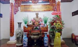 Bên trong Đền thờ Bác Hồ