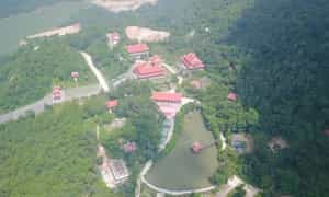 Truc Lam Tue Duc Zen Monastery에서 위에서 본 탁 트인 공간