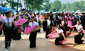 Điệu múa Xòe của người Thái.