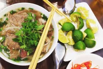 Phở 10 Lý Quốc Sư – Sự lựa chọn hàng đầu của thực khách sành ăn tại Hà Nội