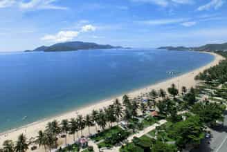 Bãi biển Nha Trang - hòn ngọc của biển Đông