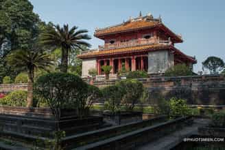 Lăng Mộ Vua Minh Mạng - Nơi Thời Gian Ngưng Đọng Giữa Cảnh Sắc Cổ Kính