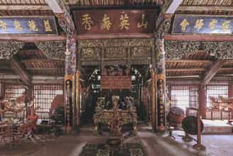 Hoang Xa communal house