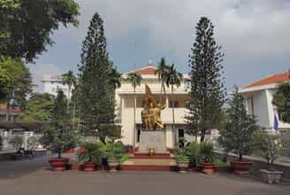 Dinh Quận Hóc Môn
