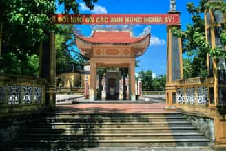 Nghĩa Trủng Hòa vang (Nghĩa Trang Khuê Trung)