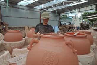 Trải Nghiệm Làm Gốm Thủ Công Tại Làng Nghề Vĩnh Hồng Đông Triều