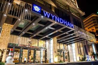 Trải nghiệm Hạ Long theo cách tinh tế tại Wyndham Legend