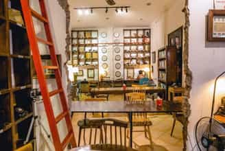 Trốn Ồn Ào Phố Thị Tại Tiny Post Cafe Hà Nội
