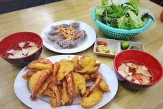 Địa Chỉ Bánh Tôm Hòa Nhã Khiến Thực Khách Mê Mẩn