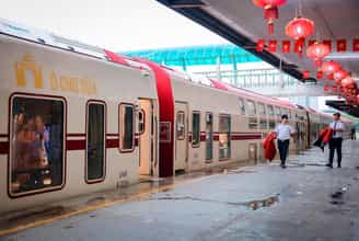 Tại Sao Bạn Phải Thử Ngay Chuyến Tàu 'Hà Nội 5 Cửa Ô' Ít Nhất Một Lần?
