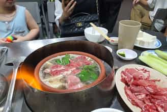 Lẩu đuôi bò Hạnh Nổ – Hương vị nồng đượm giữa lòng Hà Đông